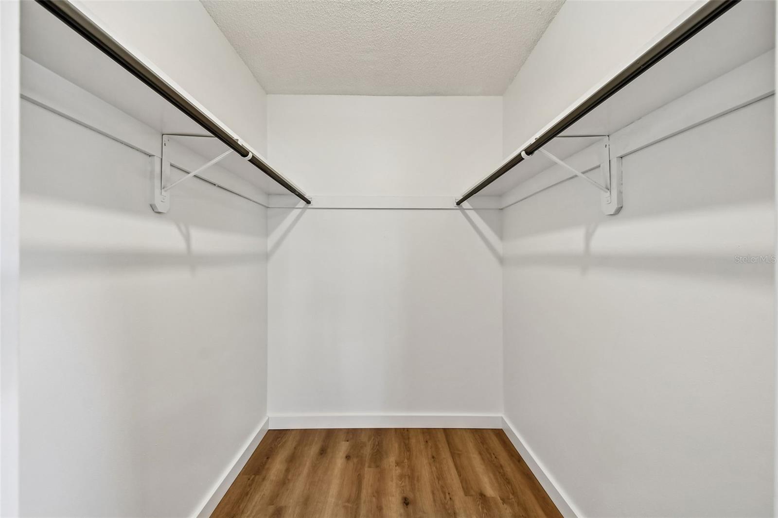 Image 19 of 38 For 3246 Athena Drive