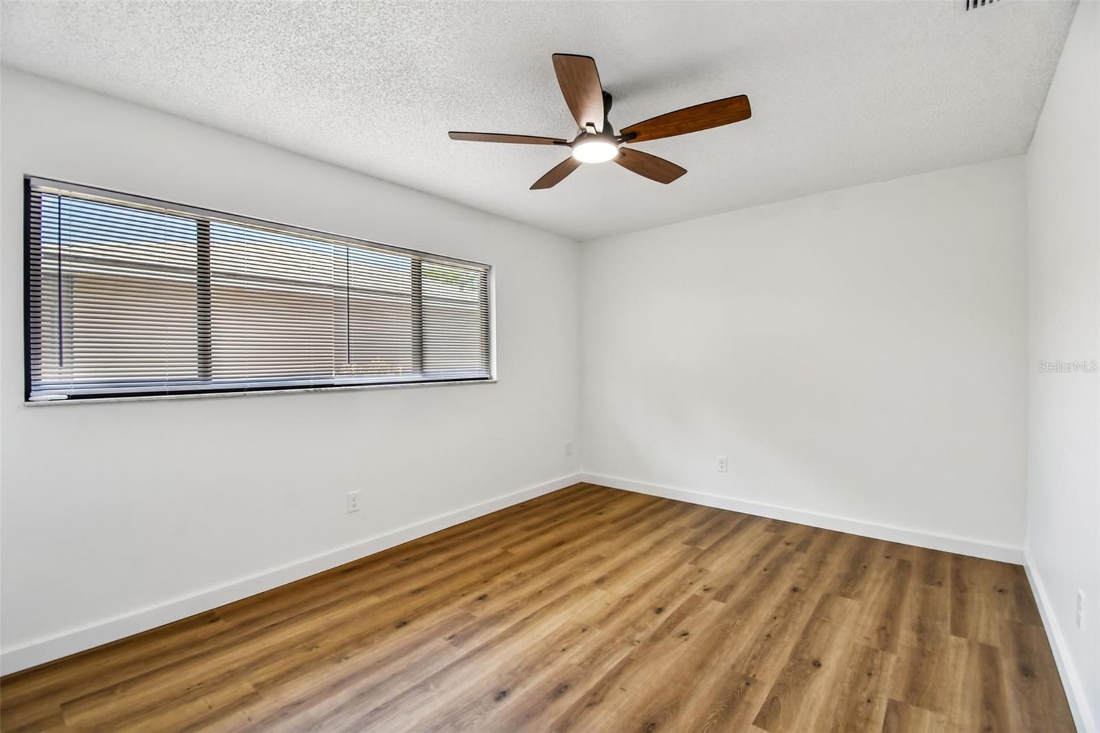 Image 25 of 38 For 3246 Athena Drive