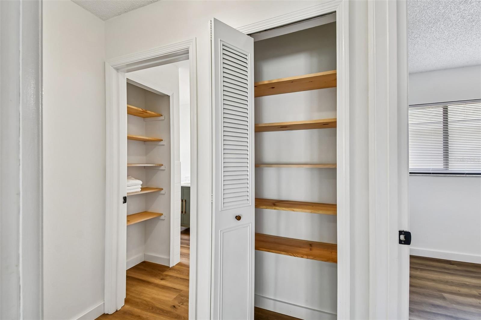 Image 27 of 38 For 3246 Athena Drive