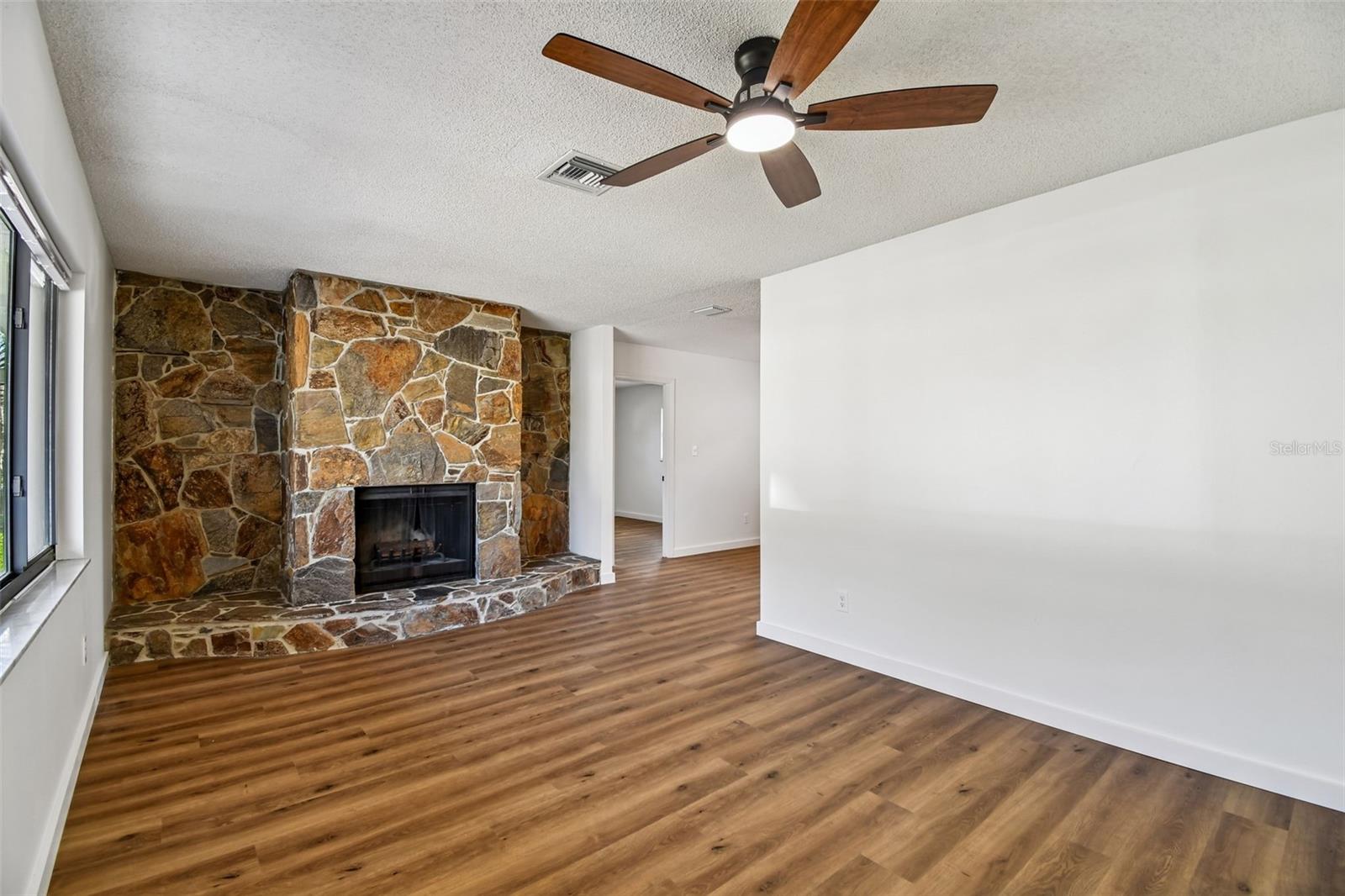 Image 6 of 38 For 3246 Athena Drive