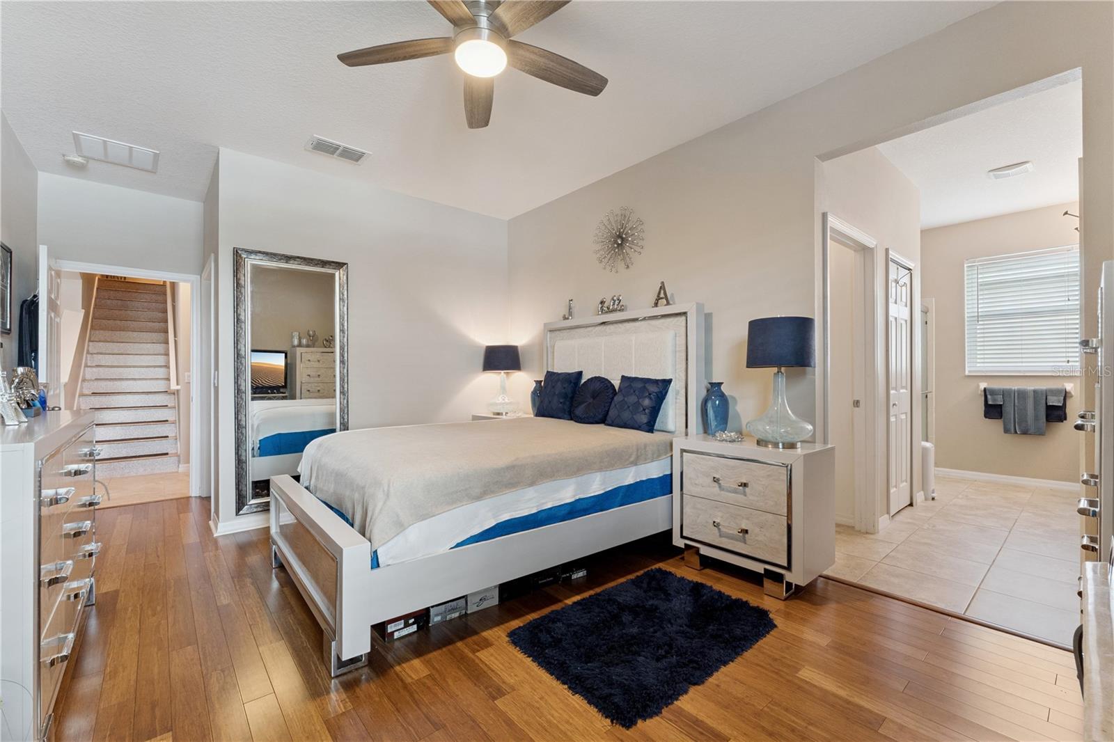 Image 18 of 41 For 10942 High Bush Court