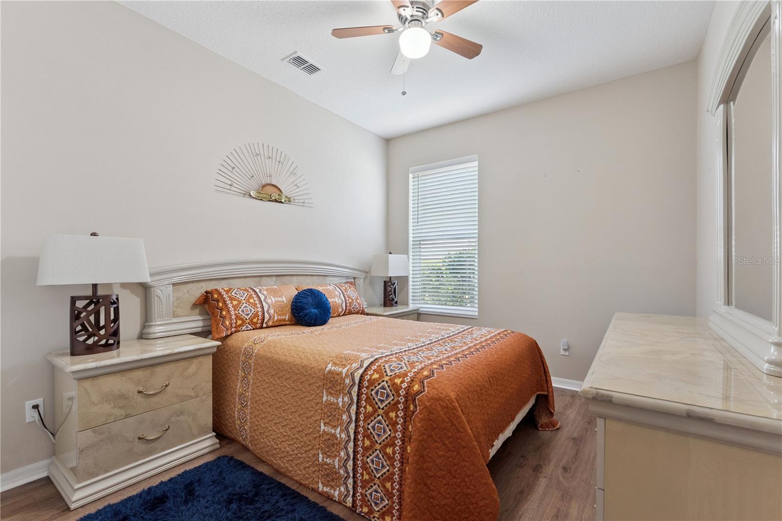 Image 23 of 41 For 10942 High Bush Court