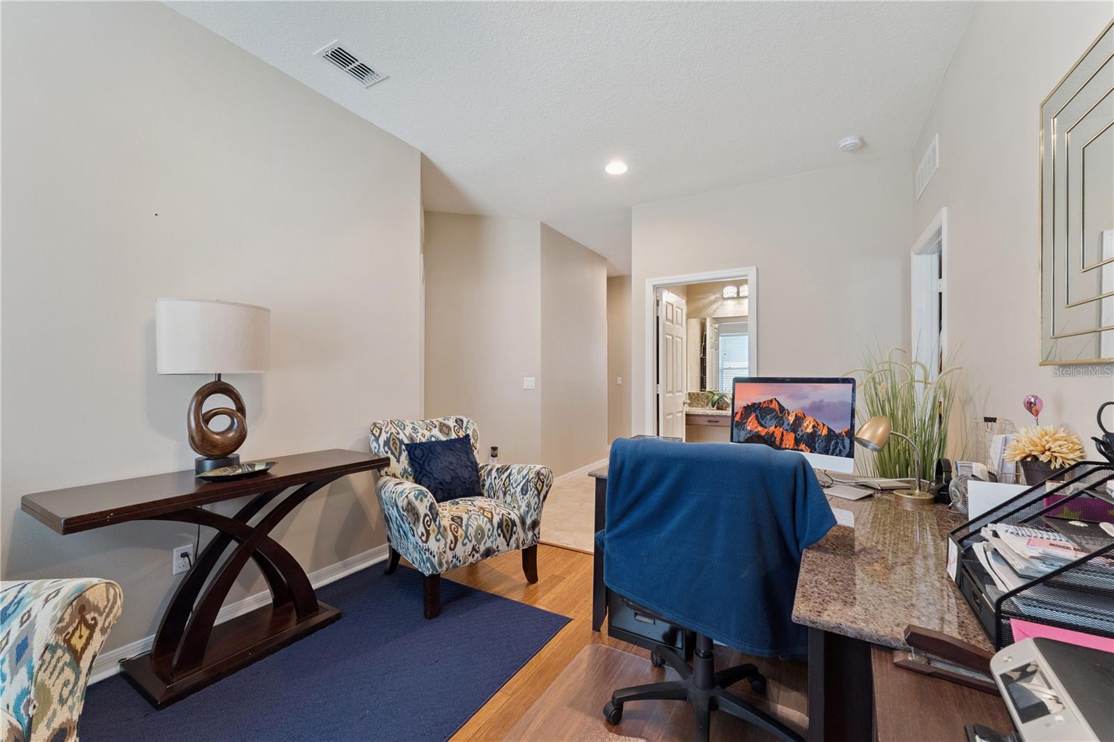 Image 26 of 41 For 10942 High Bush Court