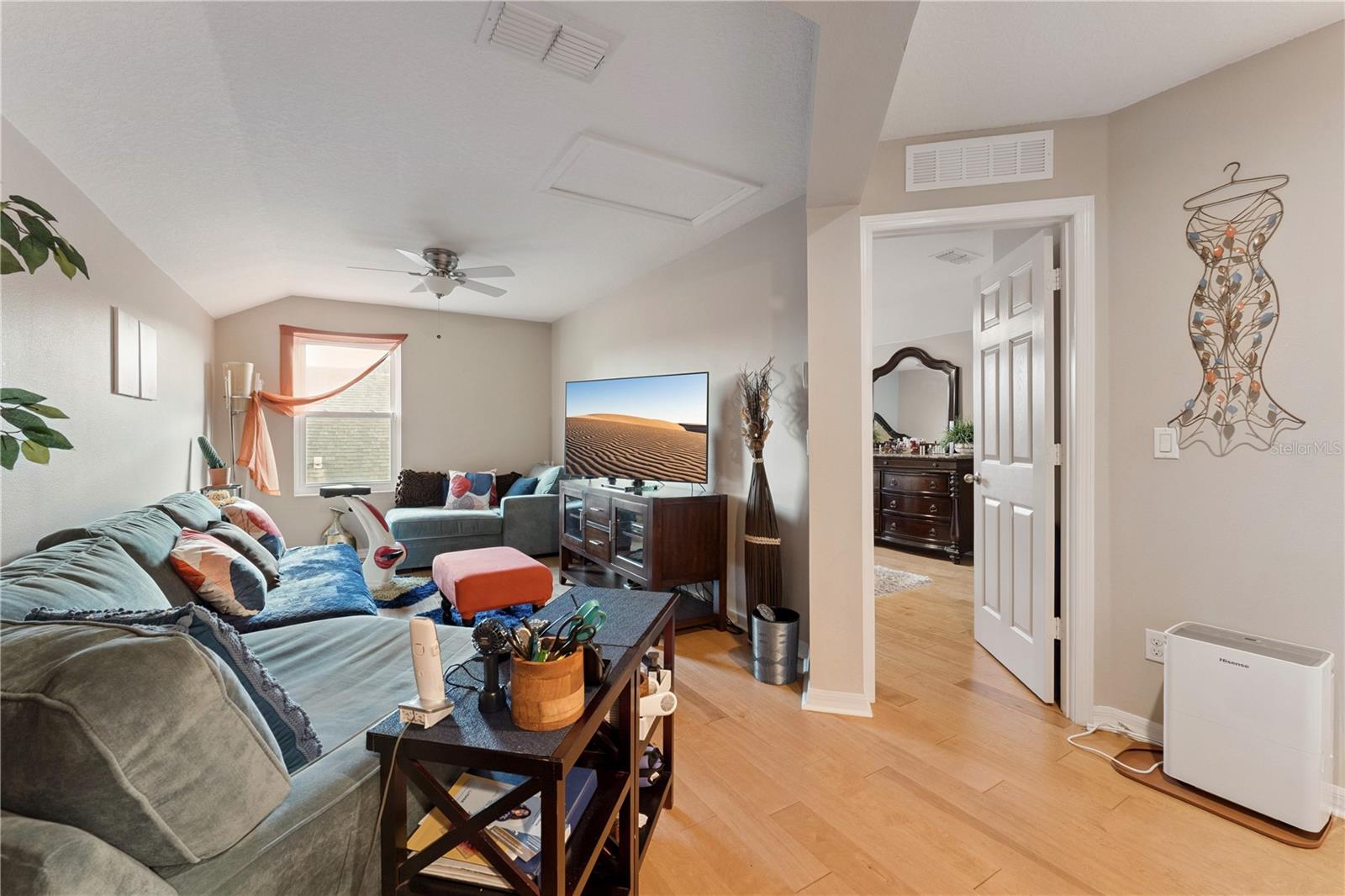 Image 28 of 41 For 10942 High Bush Court