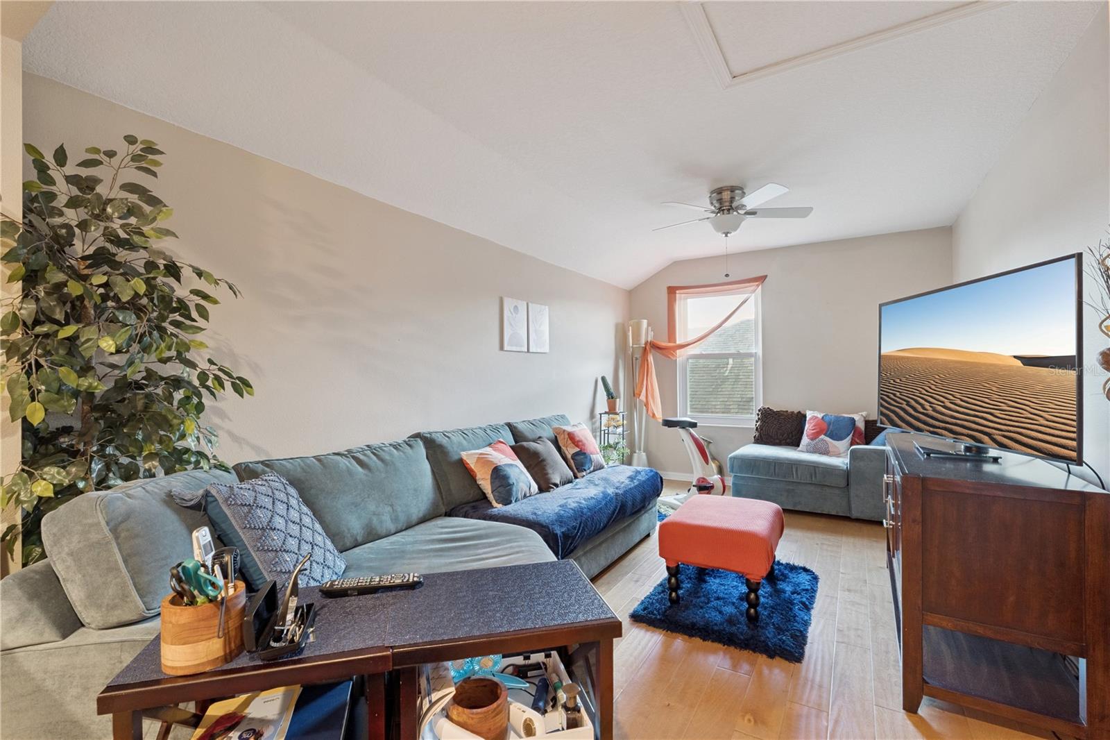 Image 29 of 41 For 10942 High Bush Court