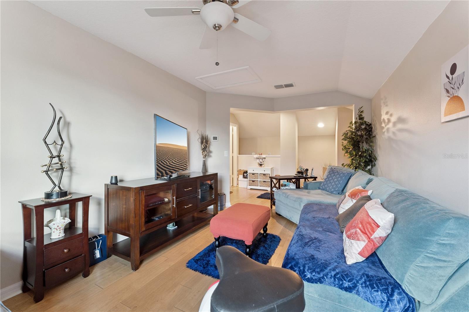 Image 30 of 41 For 10942 High Bush Court