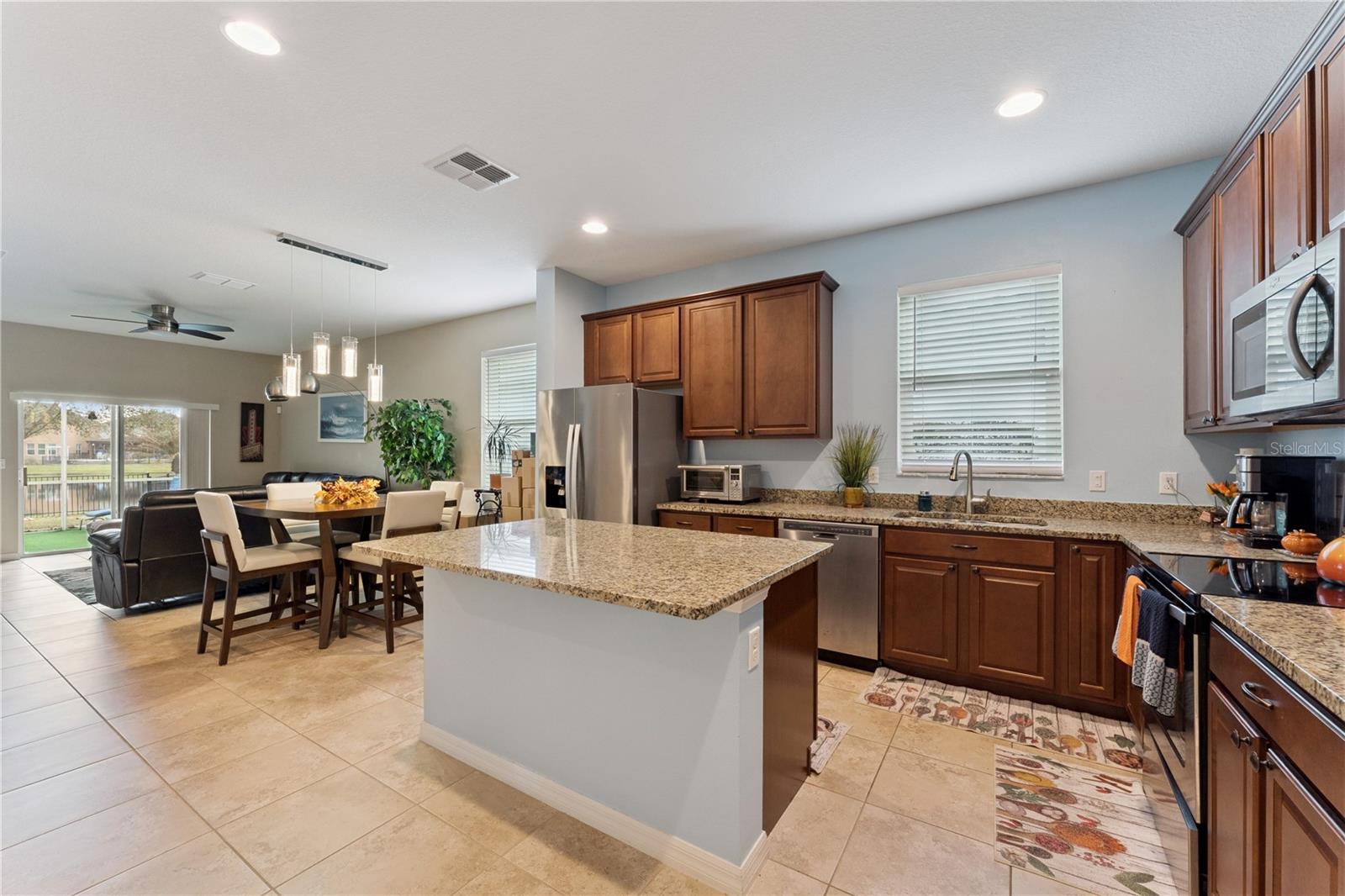 Image 7 of 41 For 10942 High Bush Court