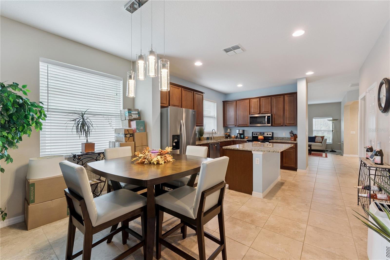 Image 8 of 41 For 10942 High Bush Court