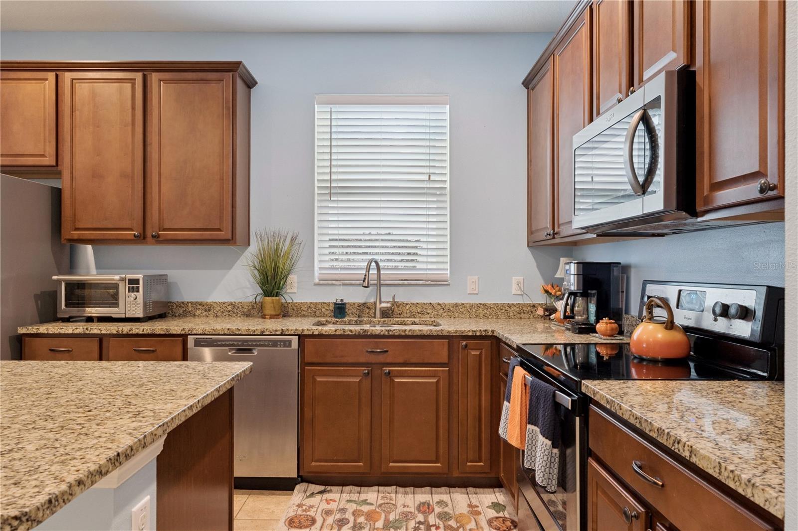 Image 9 of 41 For 10942 High Bush Court