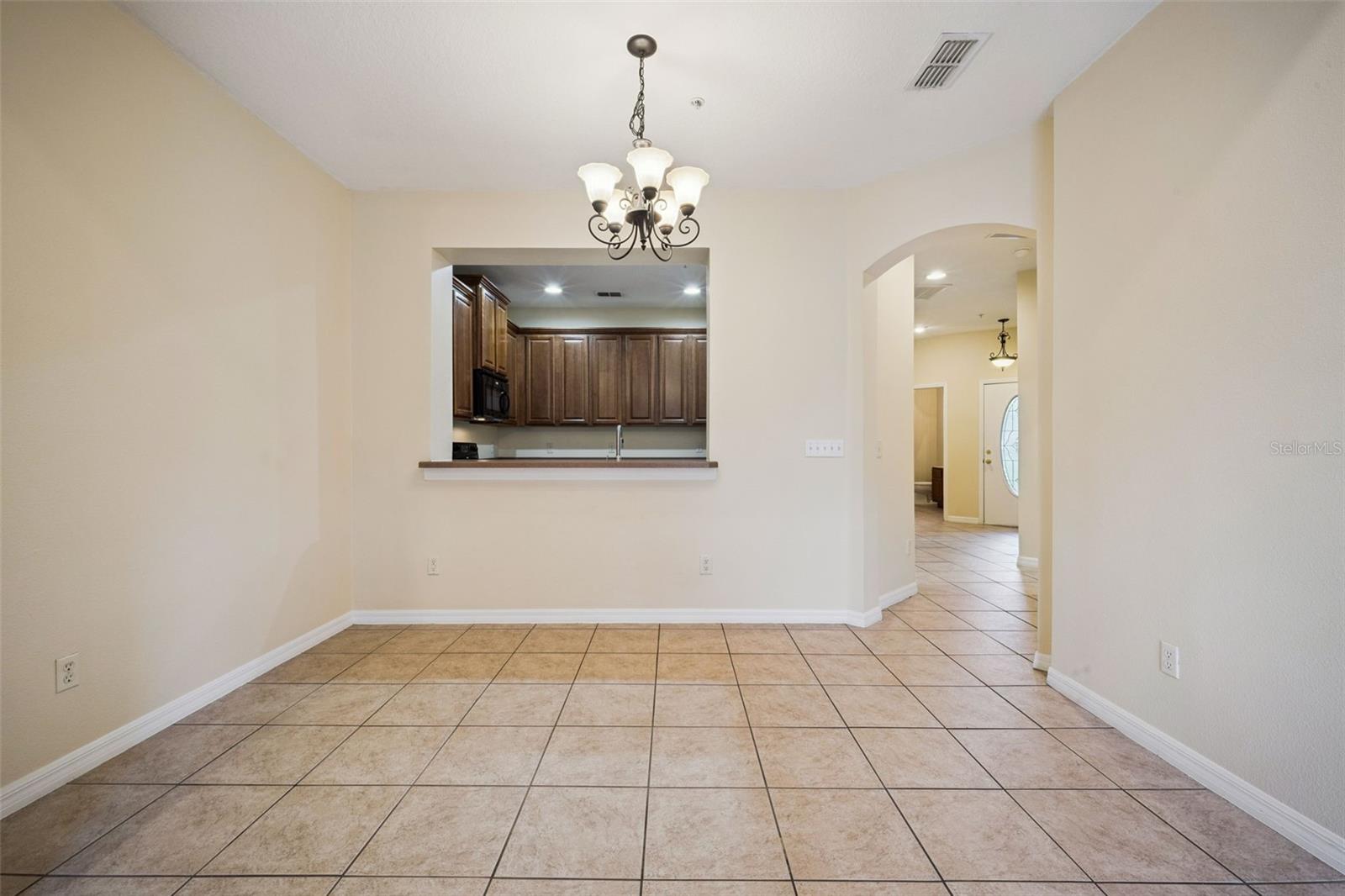 Image 14 of 48 For 952 Davenwood Court