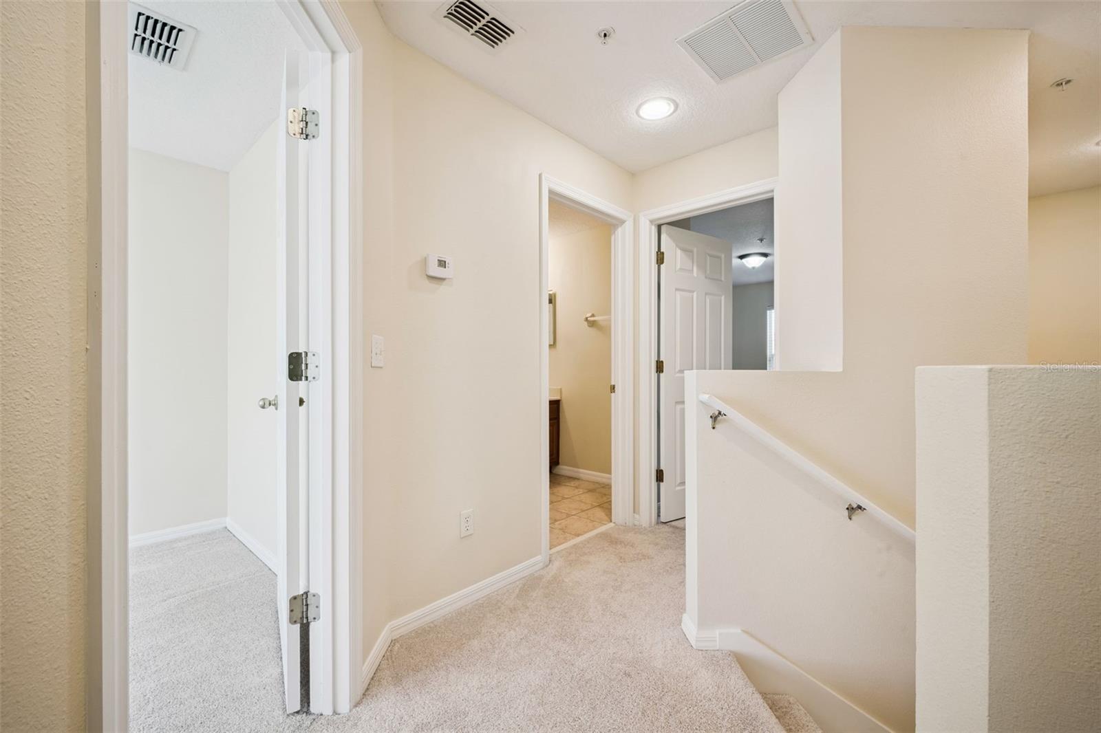 Image 22 of 48 For 952 Davenwood Court