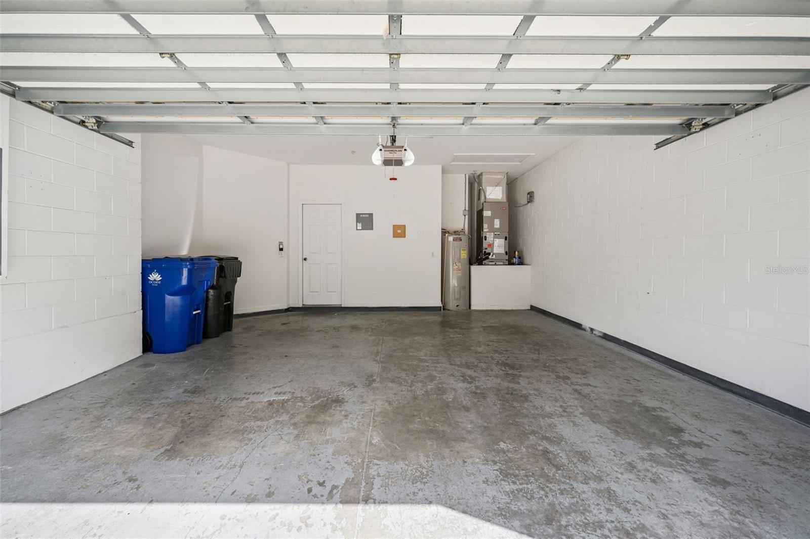 Image 31 of 48 For 952 Davenwood Court