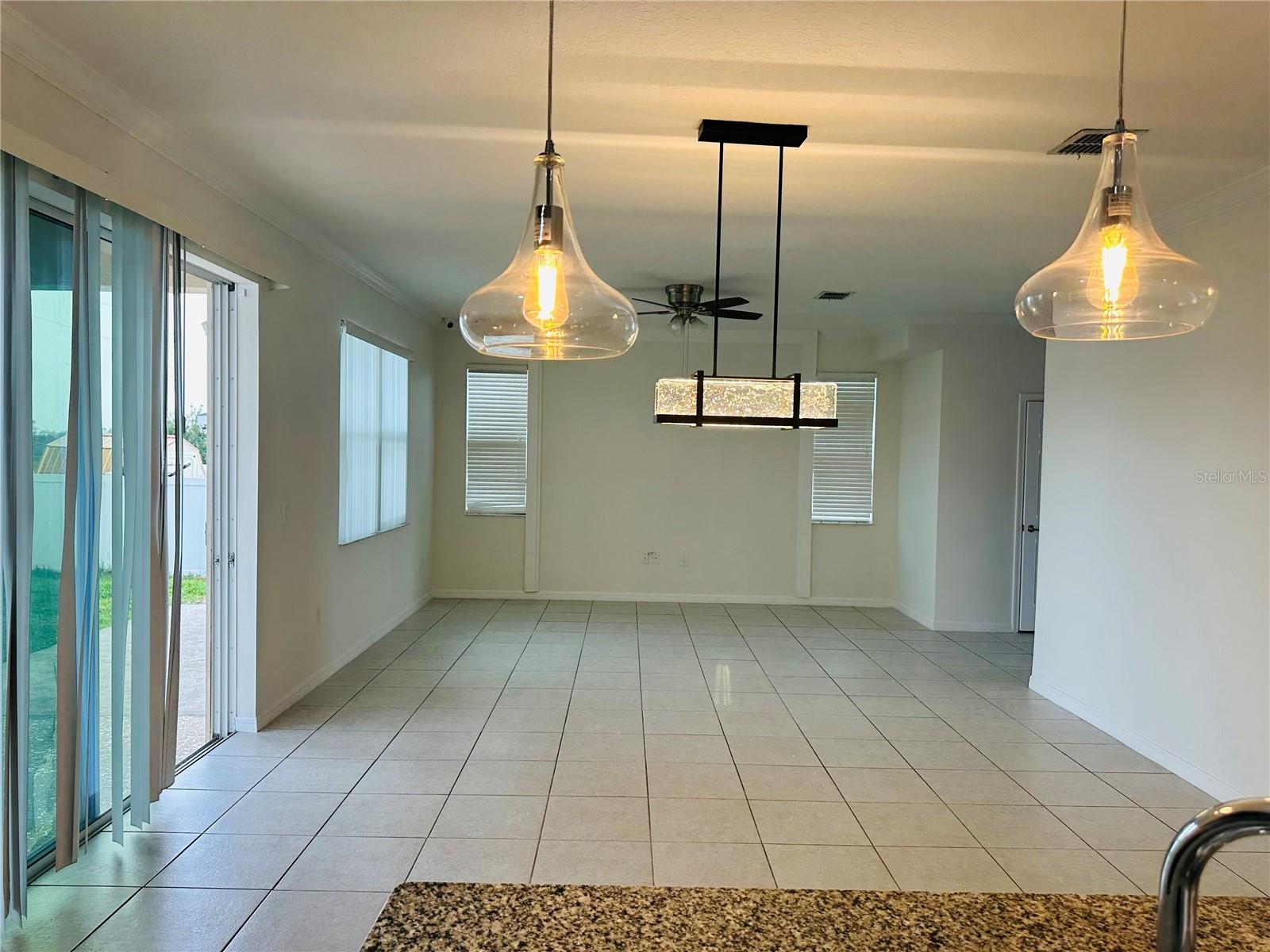 Image 4 of 14 For 340 Jyoti Drive