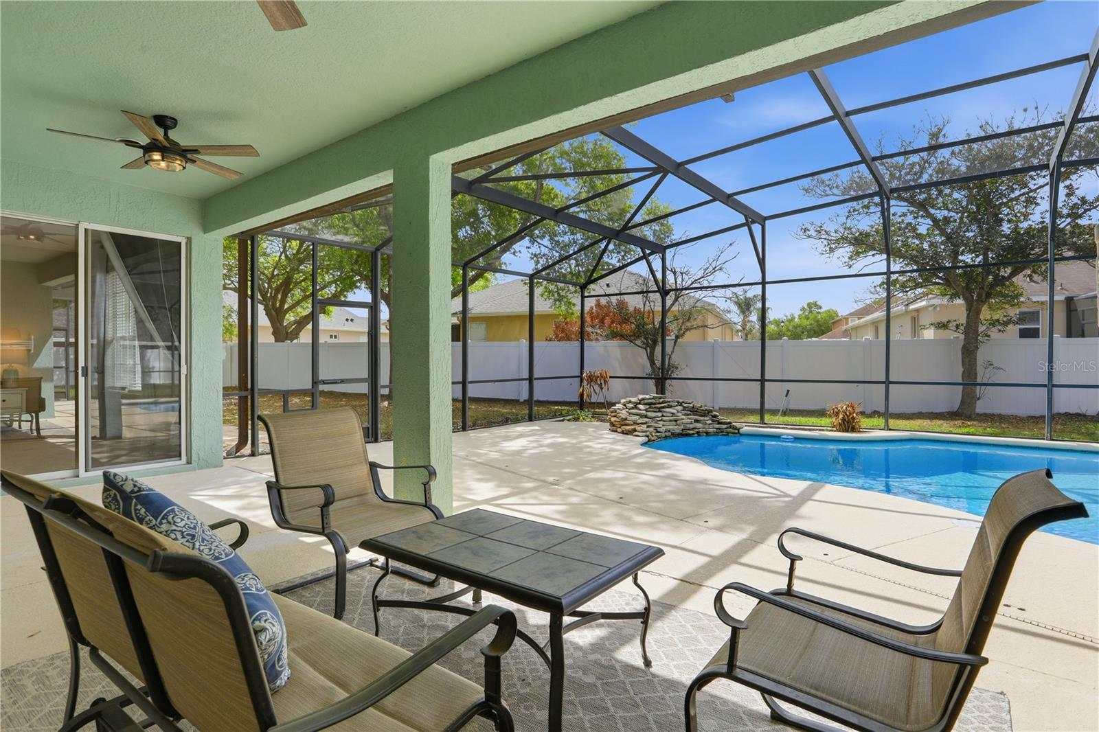 Image 37 of 52 For 1531 Hawkesbury Court