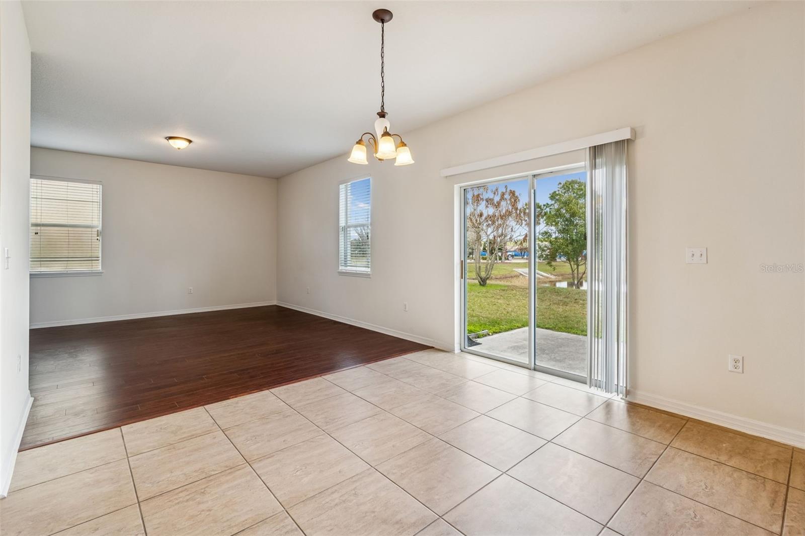 Listing photo id 17 for 4228 Granite Glen Loop