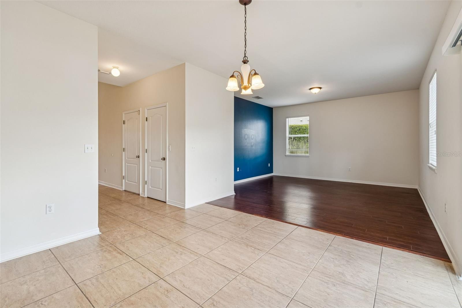 Listing photo id 18 for 4228 Granite Glen Loop