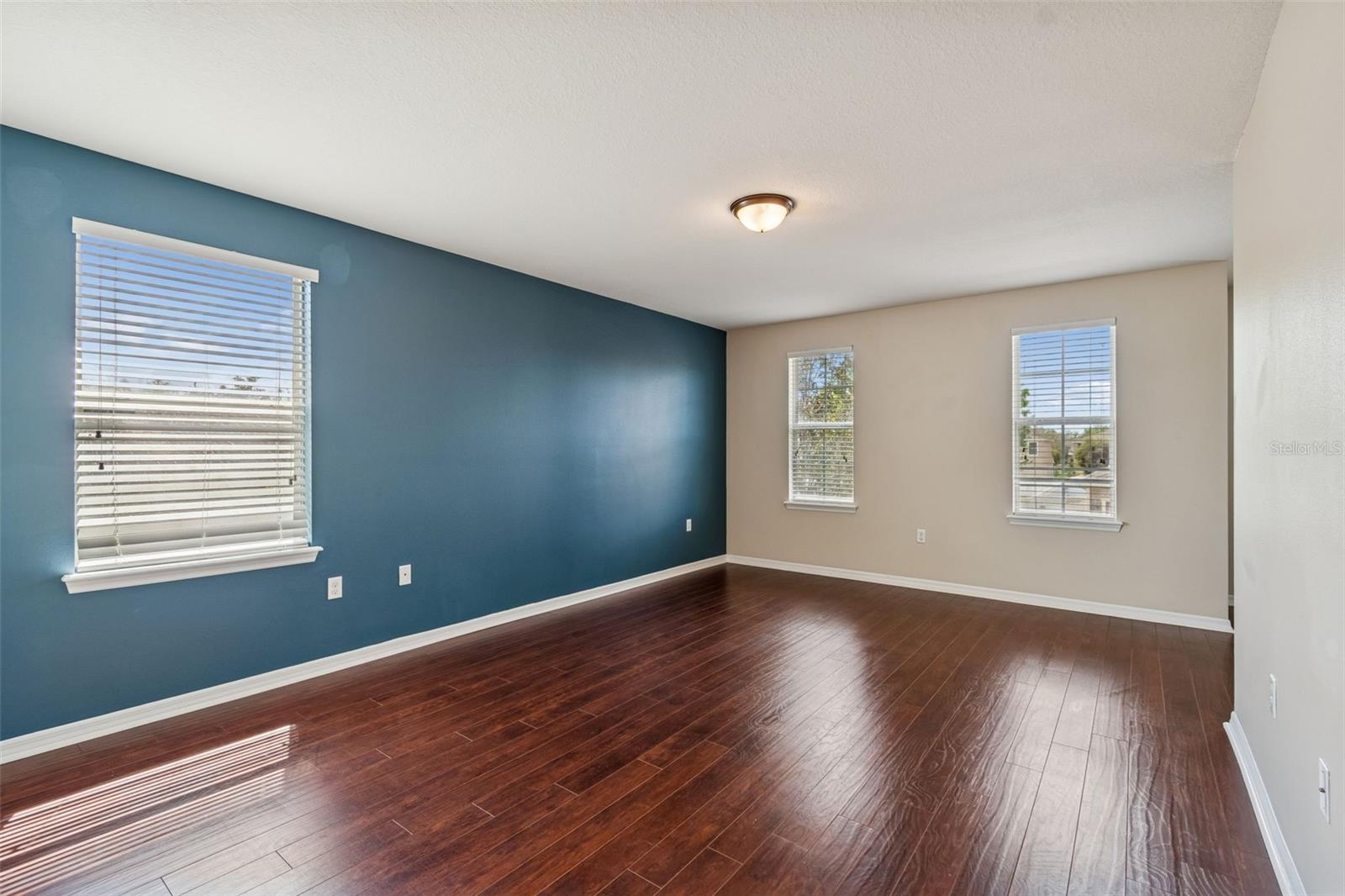 Listing photo id 26 for 4228 Granite Glen Loop