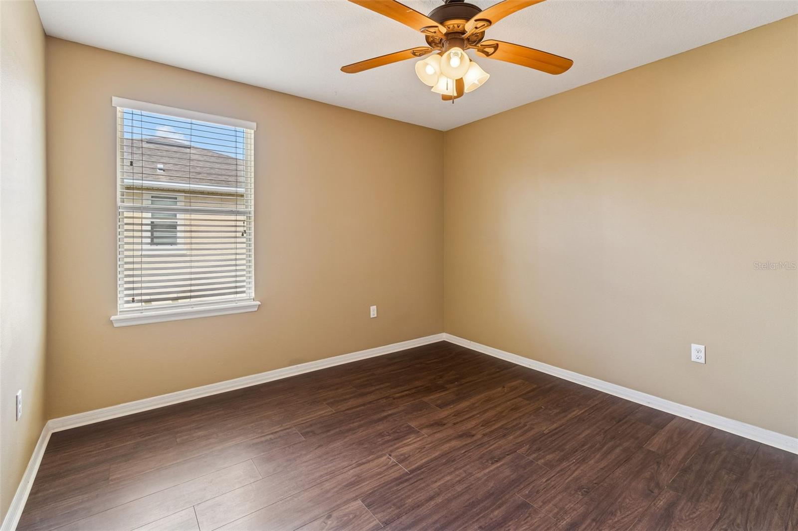 Listing photo id 38 for 4228 Granite Glen Loop