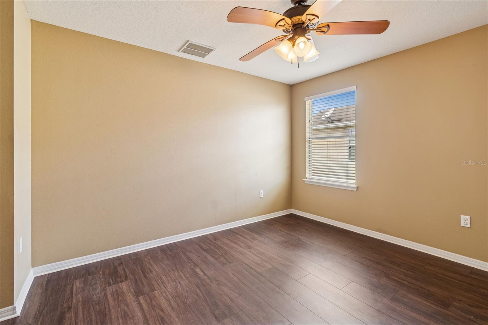 Listing photo id 41 for 4228 Granite Glen Loop