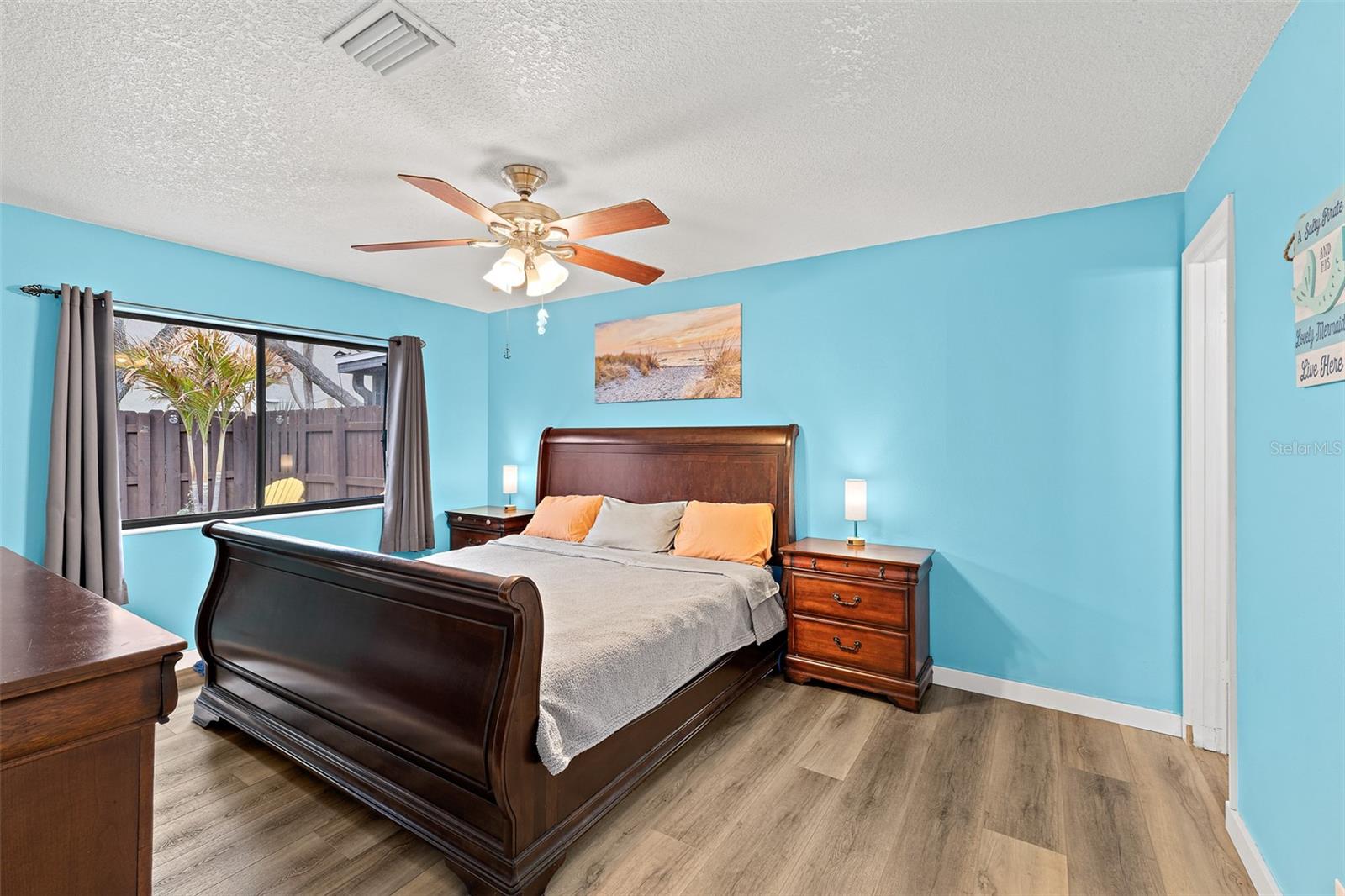 Image 14 of 35 For 8713 Bay Court