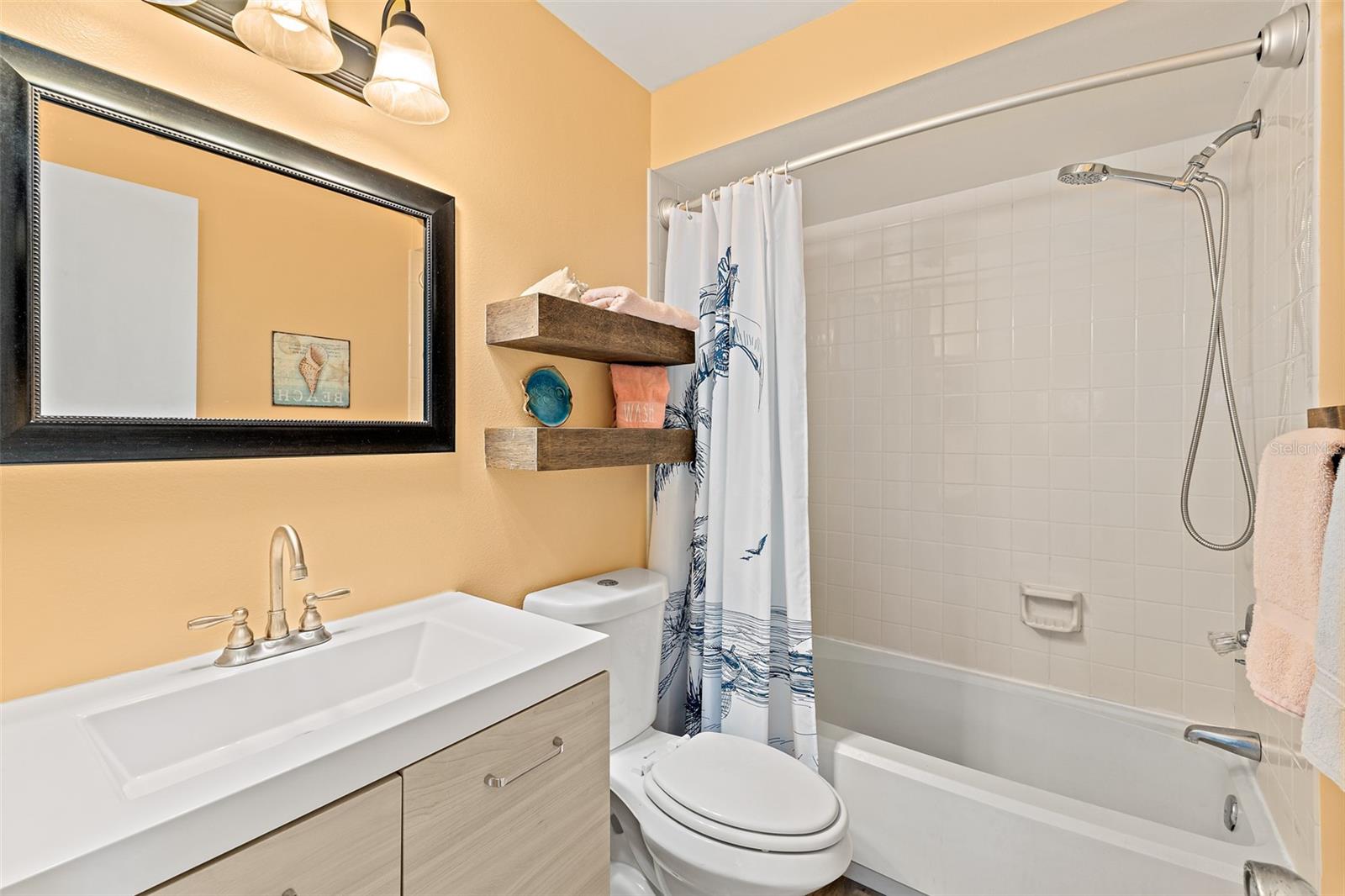 Image 17 of 35 For 8713 Bay Court