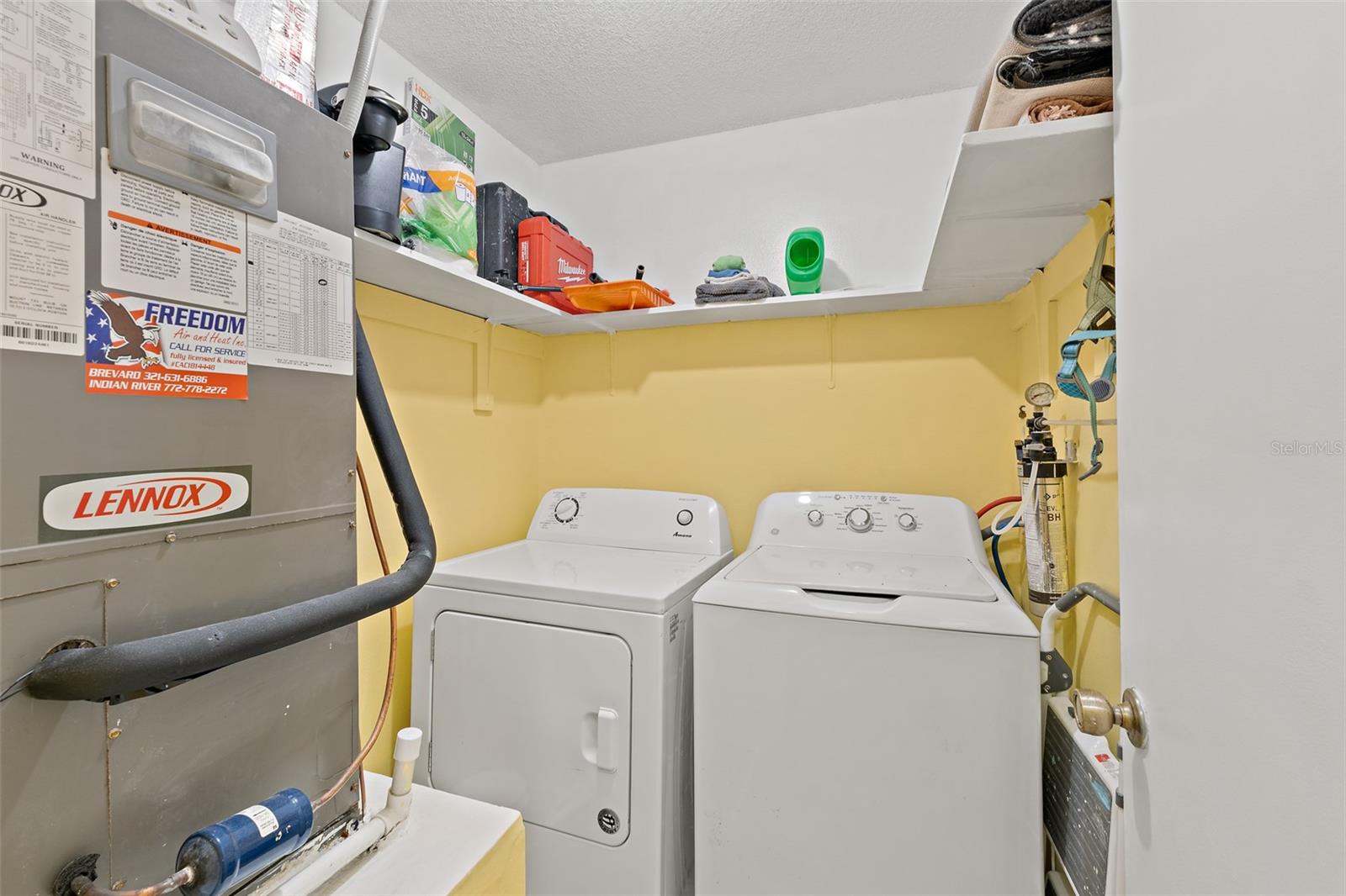 Image 19 of 35 For 8713 Bay Court