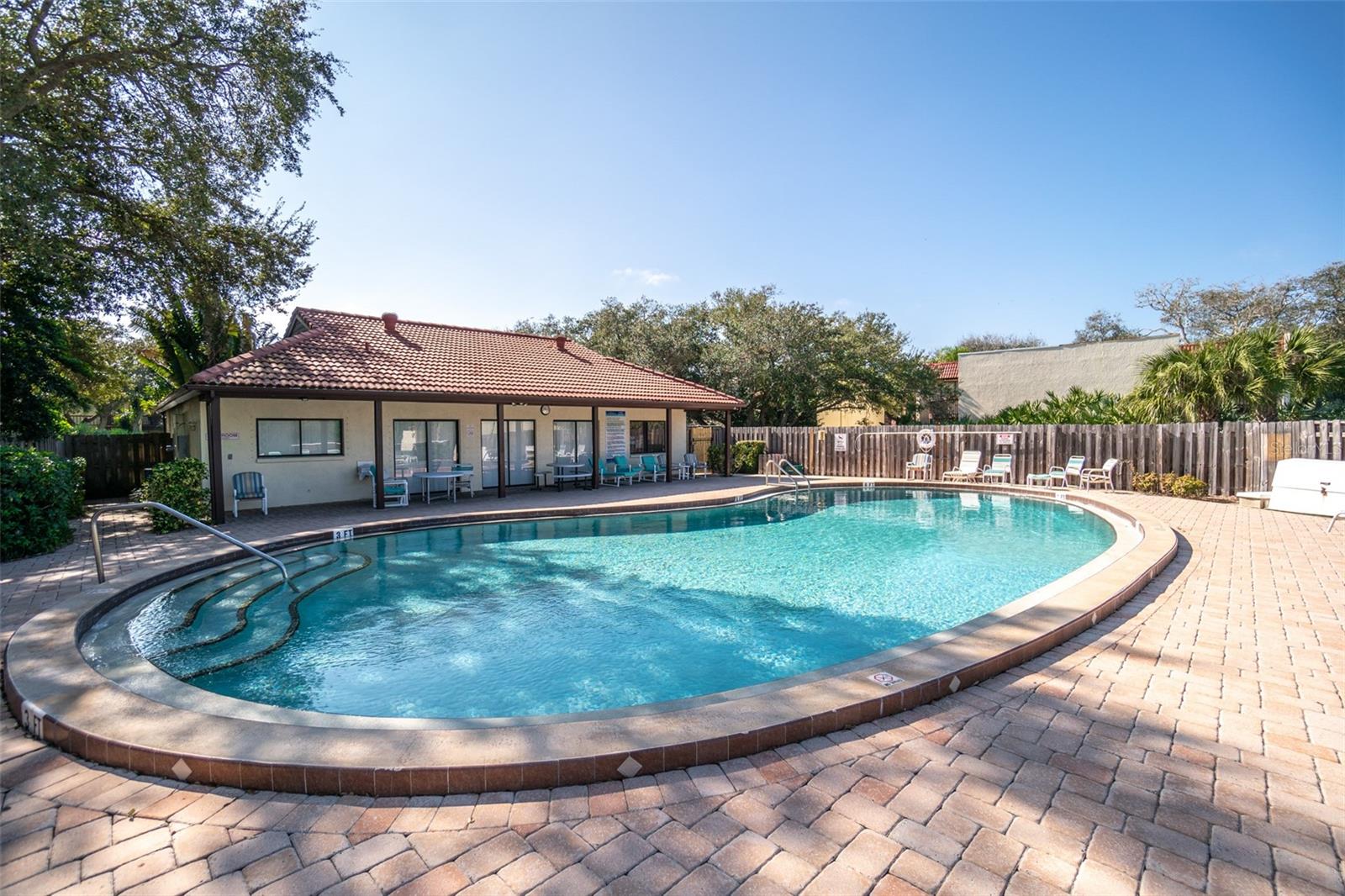 Image 33 of 35 For 8713 Bay Court