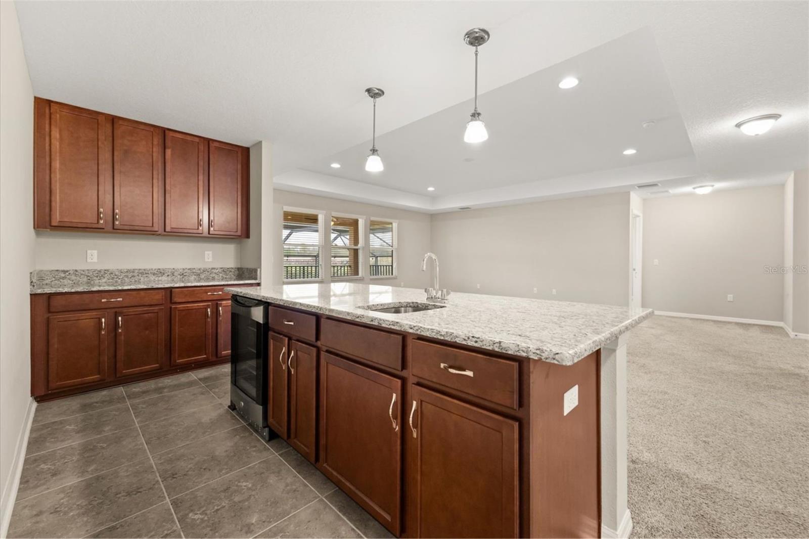 Image 14 of 42 For 1831 Via Lago Drive