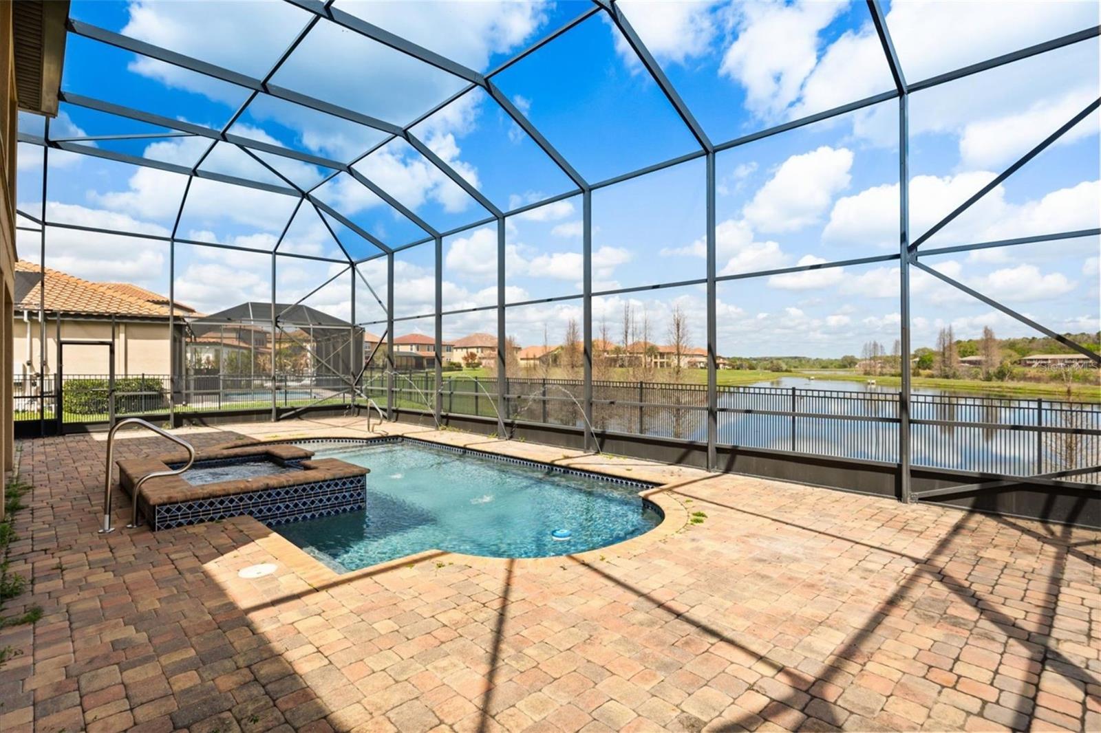 Image 27 of 42 For 1831 Via Lago Drive