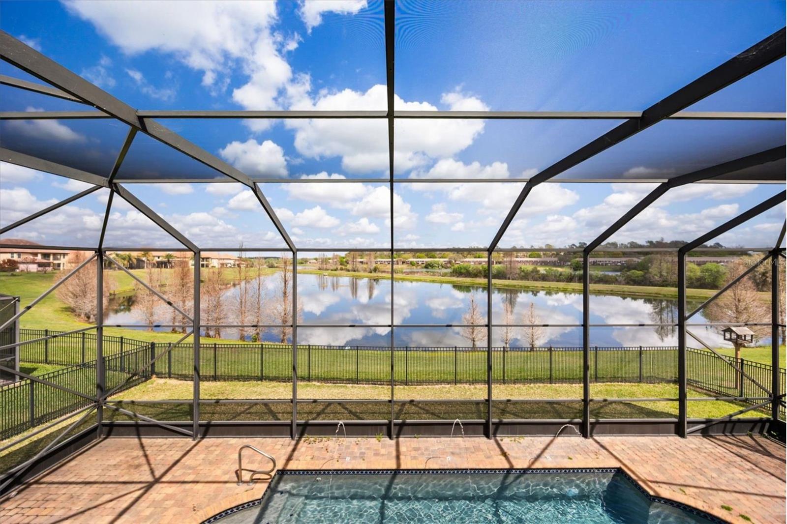 Image 28 of 42 For 1831 Via Lago Drive