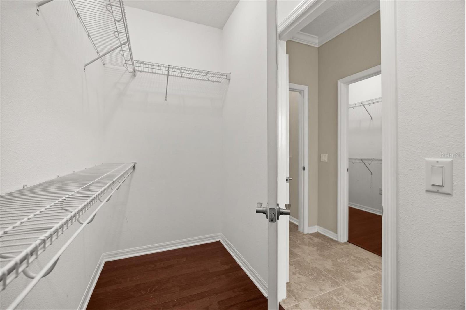 Image 7 of 42 For 1831 Via Lago Drive