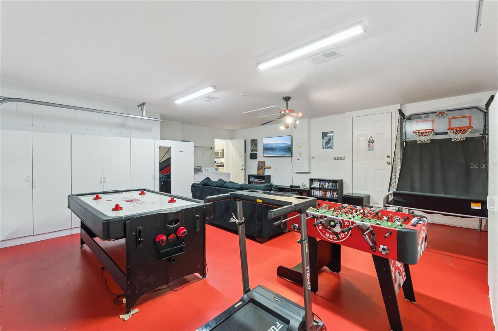 Image 18 of 45 For 8152 Sun Palm Drive