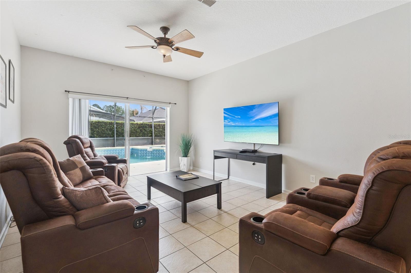 Image 5 of 45 For 8152 Sun Palm Drive