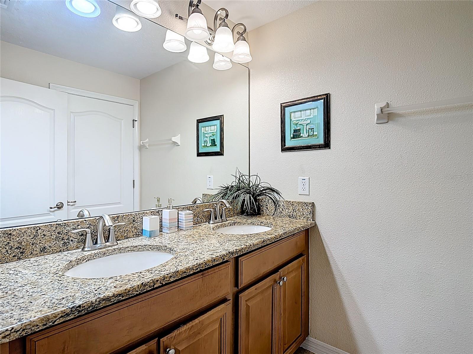 Image 31 of 68 For 8924 Cuban Palm Road