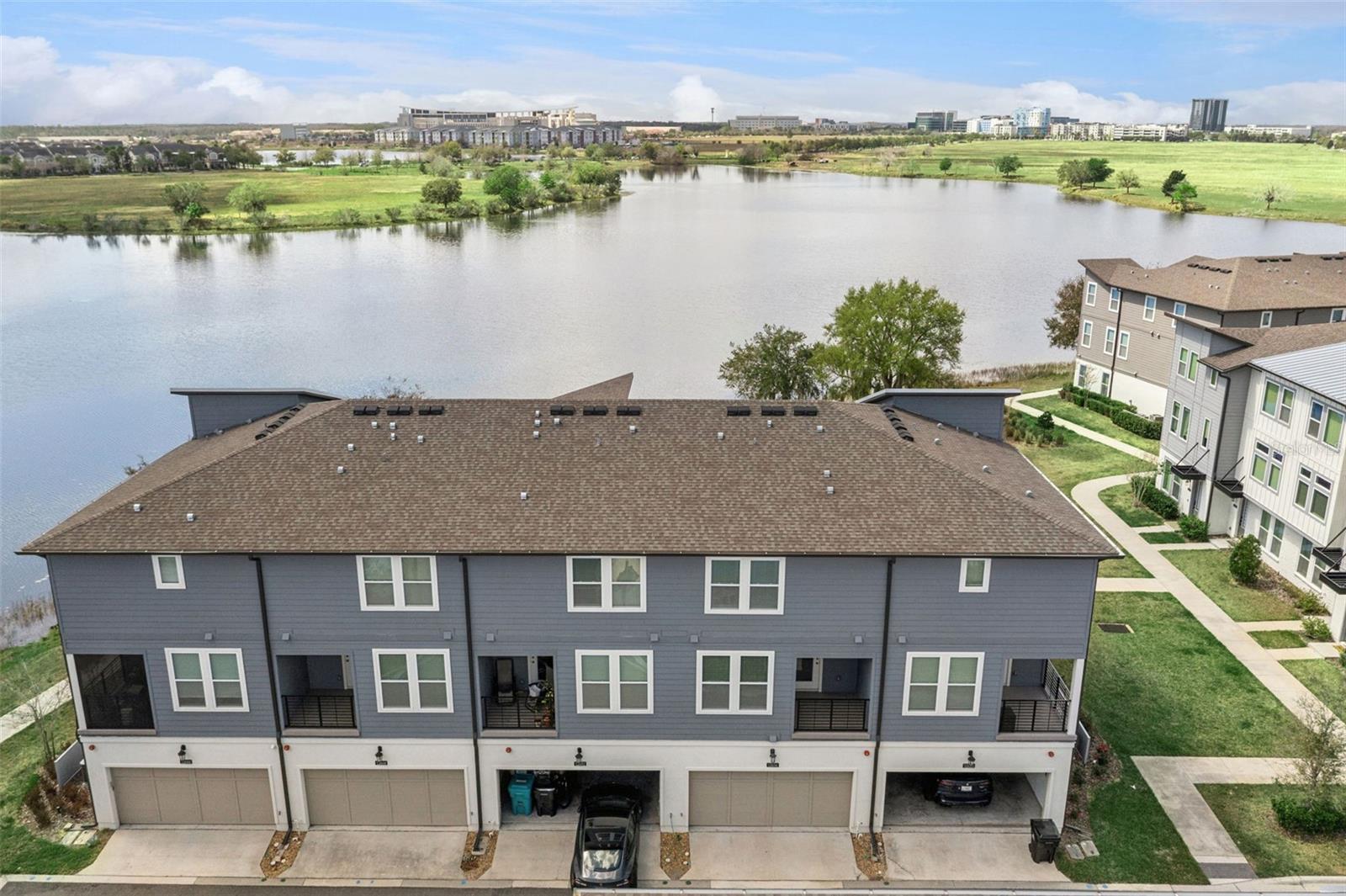 Image 24 of 37 For 12636 Willstatter Avenue