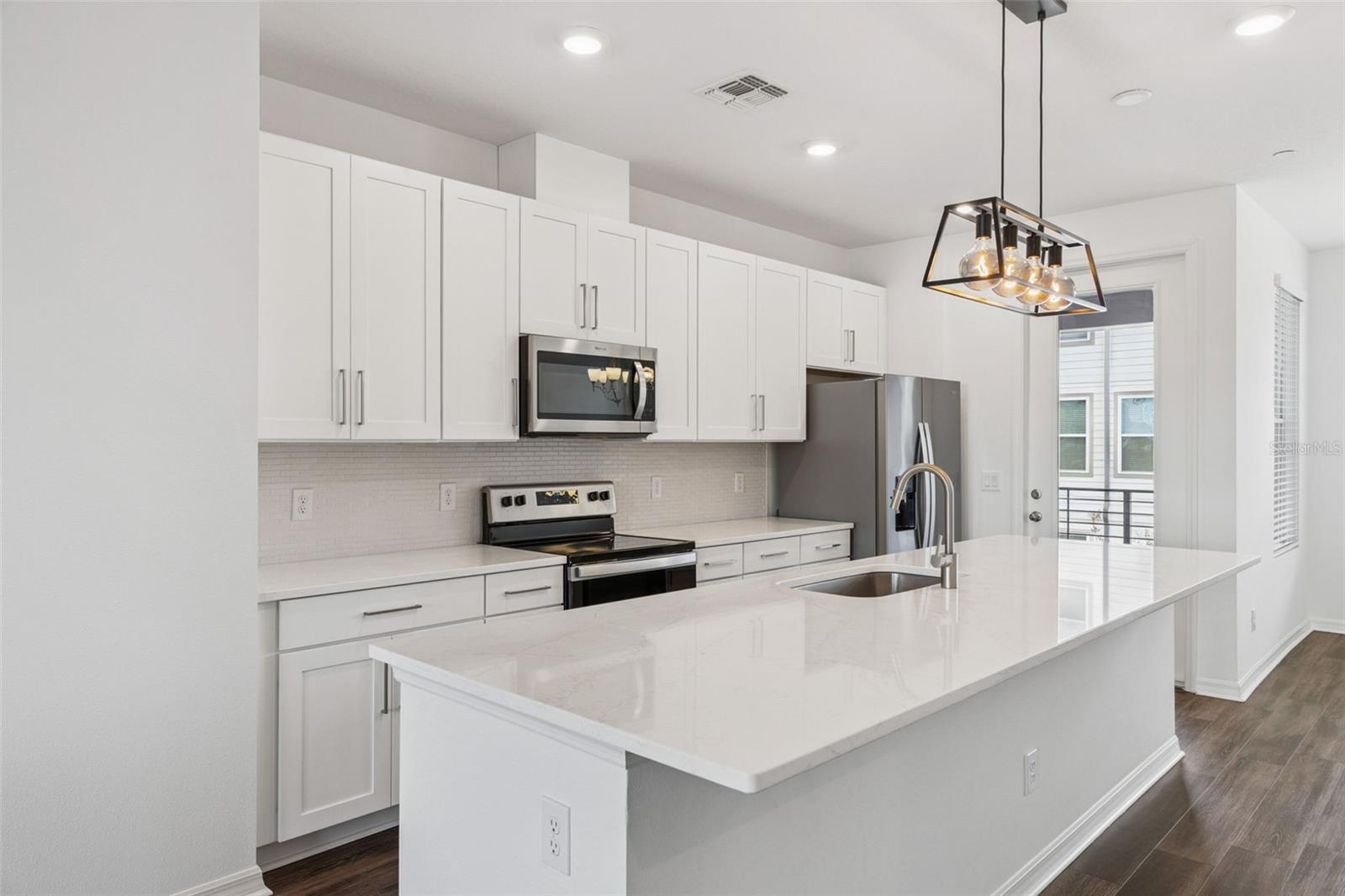 Image 7 of 37 For 12636 Willstatter Avenue