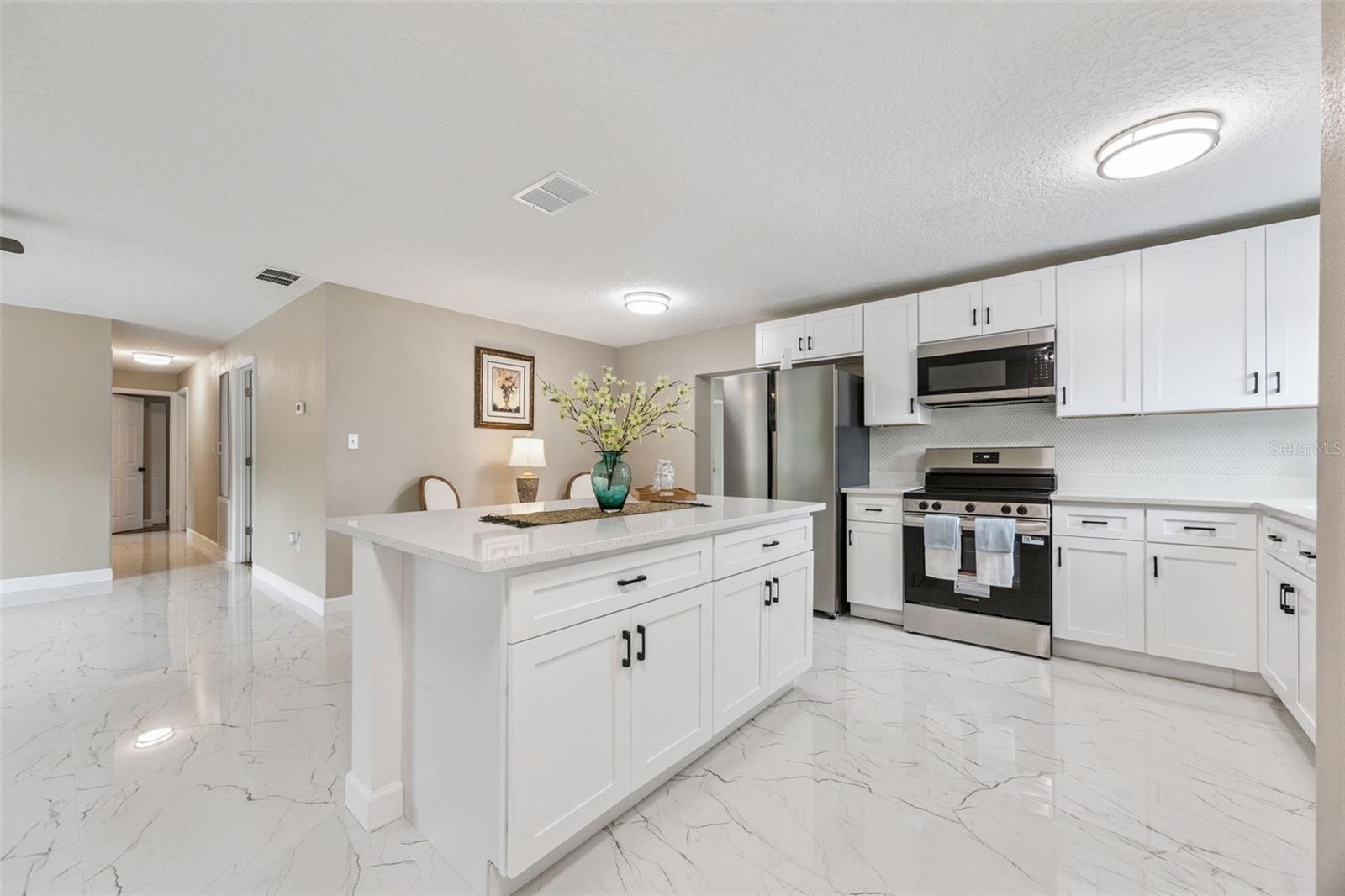 Image 14 of 57 For 3033 Sutton Drive