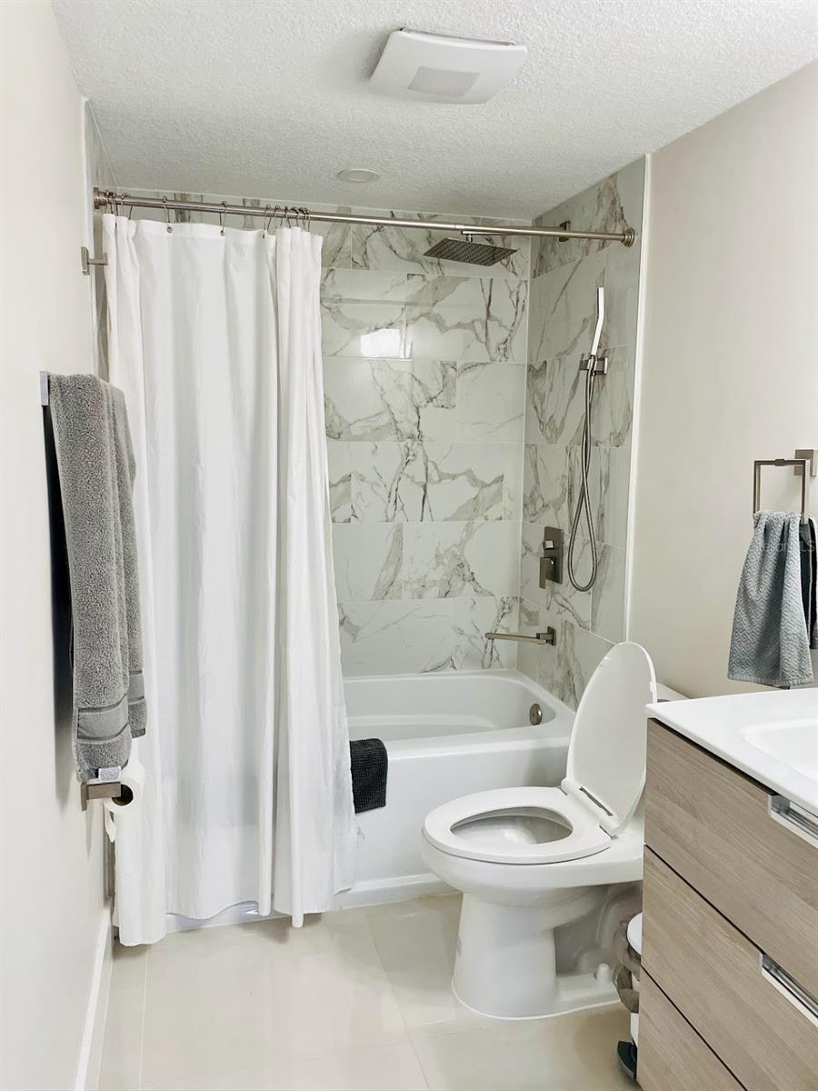 Image 10 of 15 For 2900 Atlantic Avenue 1503