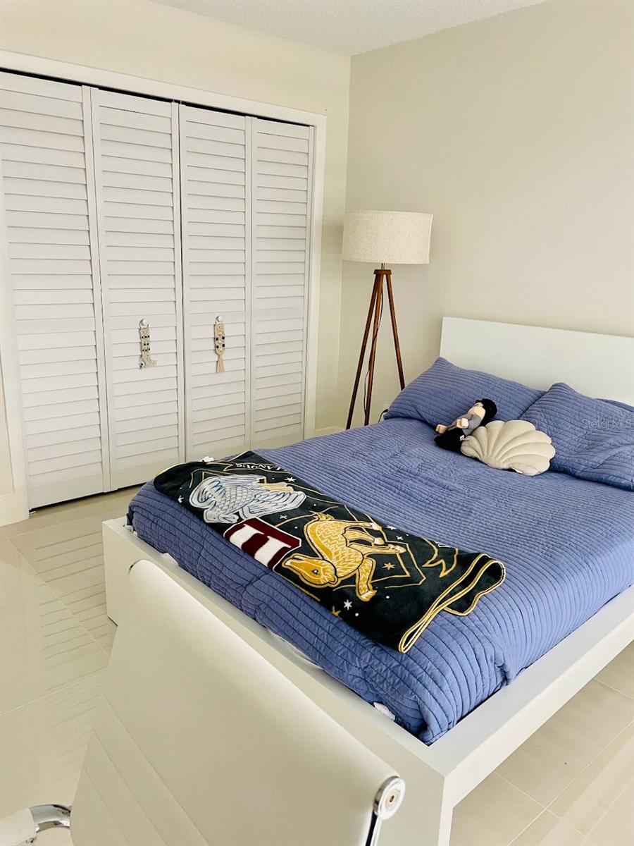 Image 8 of 15 For 2900 Atlantic Avenue 1503