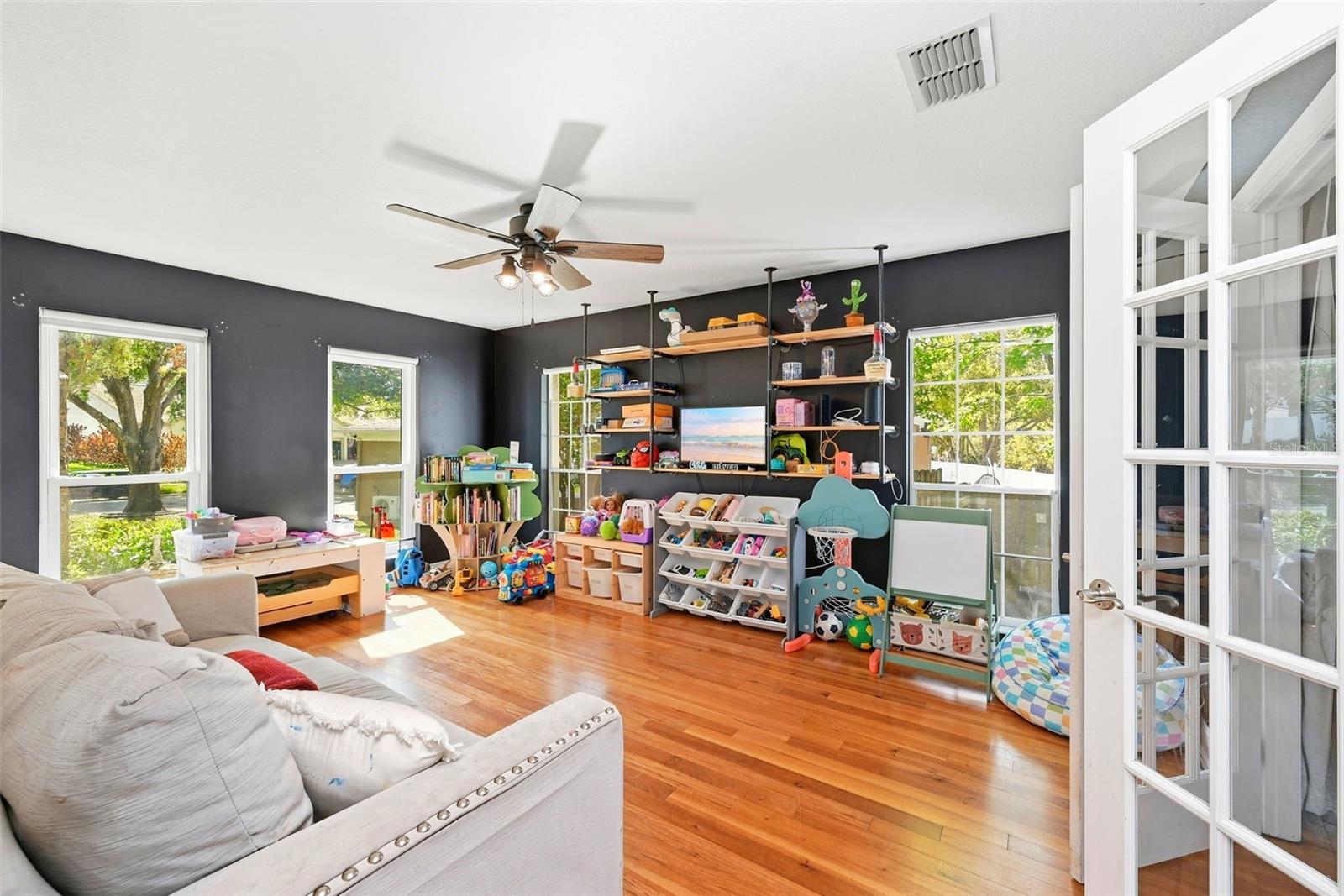 Image 15 of 50 For 1311 Olympia Park Circle