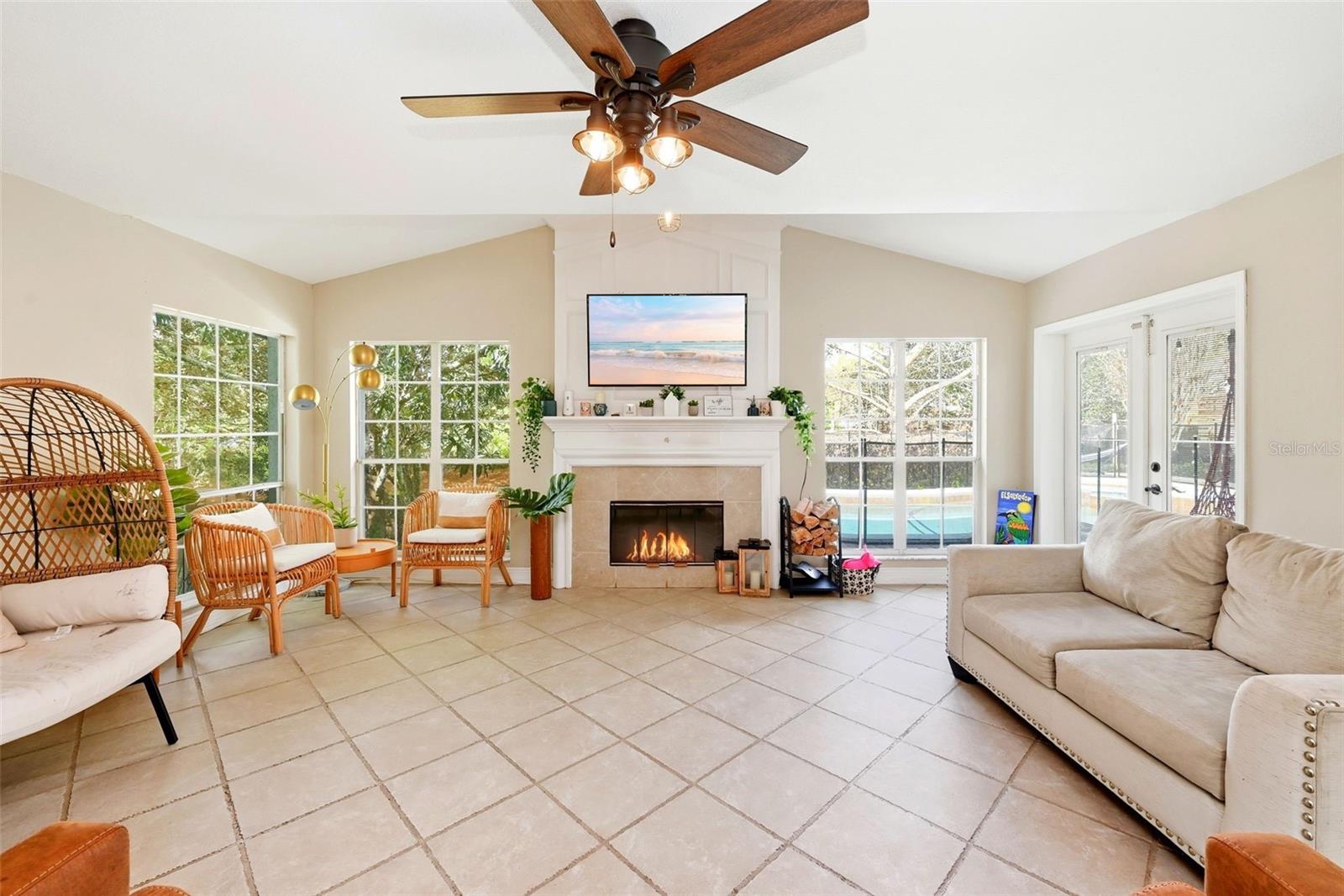 Image 18 of 50 For 1311 Olympia Park Circle