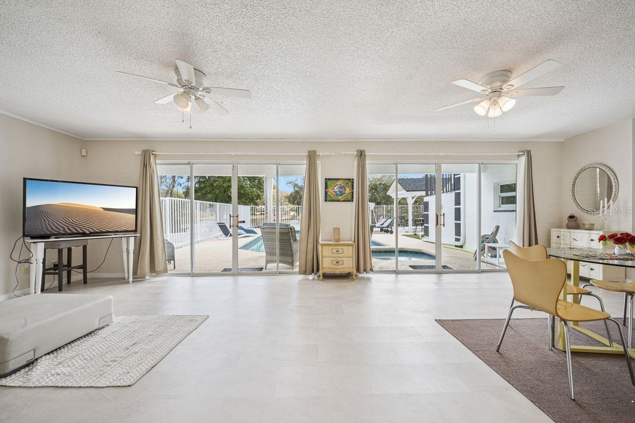 Image 29 of 48 For 8612 Lost Cove Drive