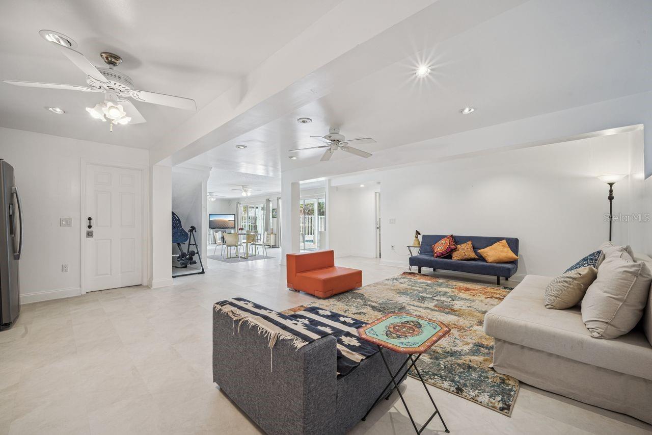 Image 30 of 48 For 8612 Lost Cove Drive