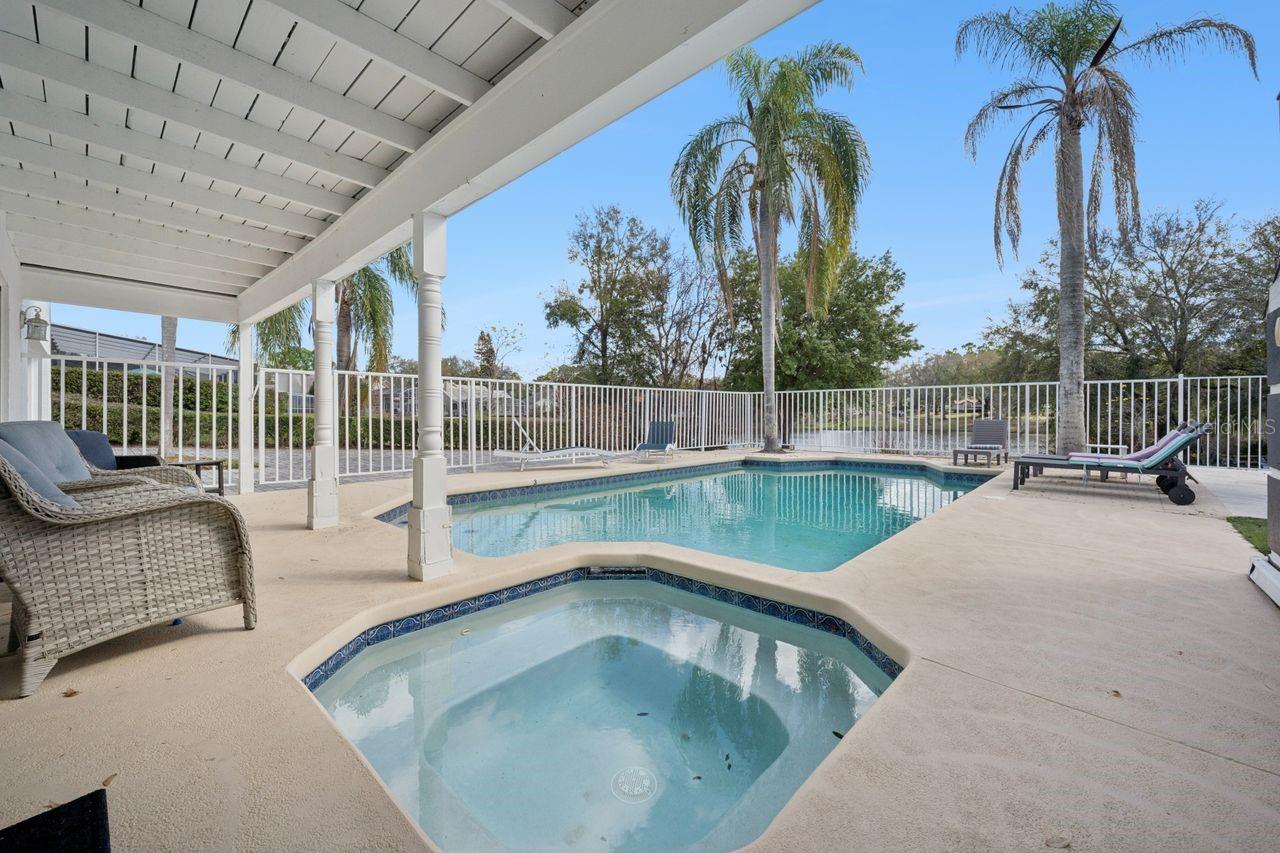 Image 35 of 48 For 8612 Lost Cove Drive