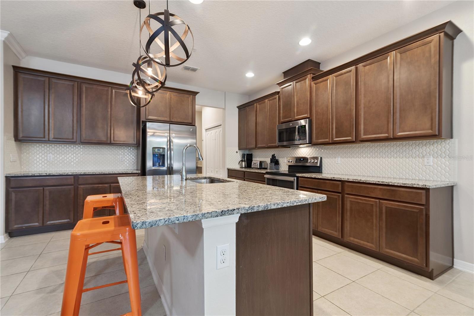 Image 12 of 47 For 15140 Sunrise Grove Court