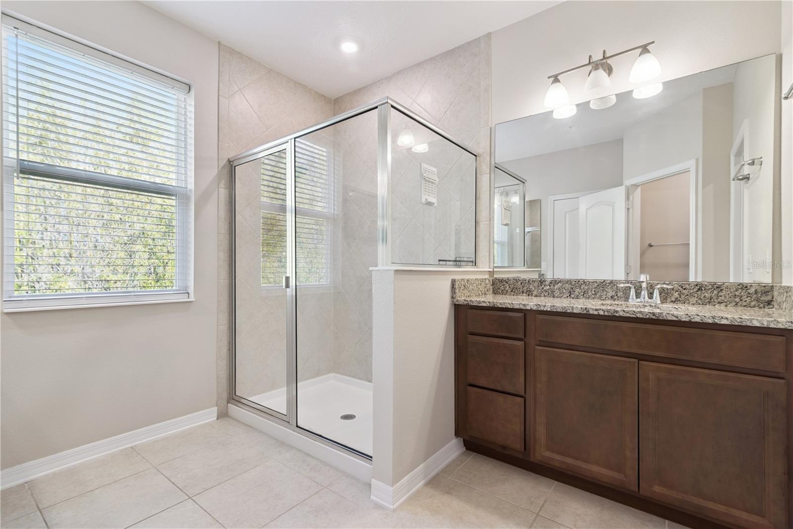 Image 28 of 47 For 15140 Sunrise Grove Court