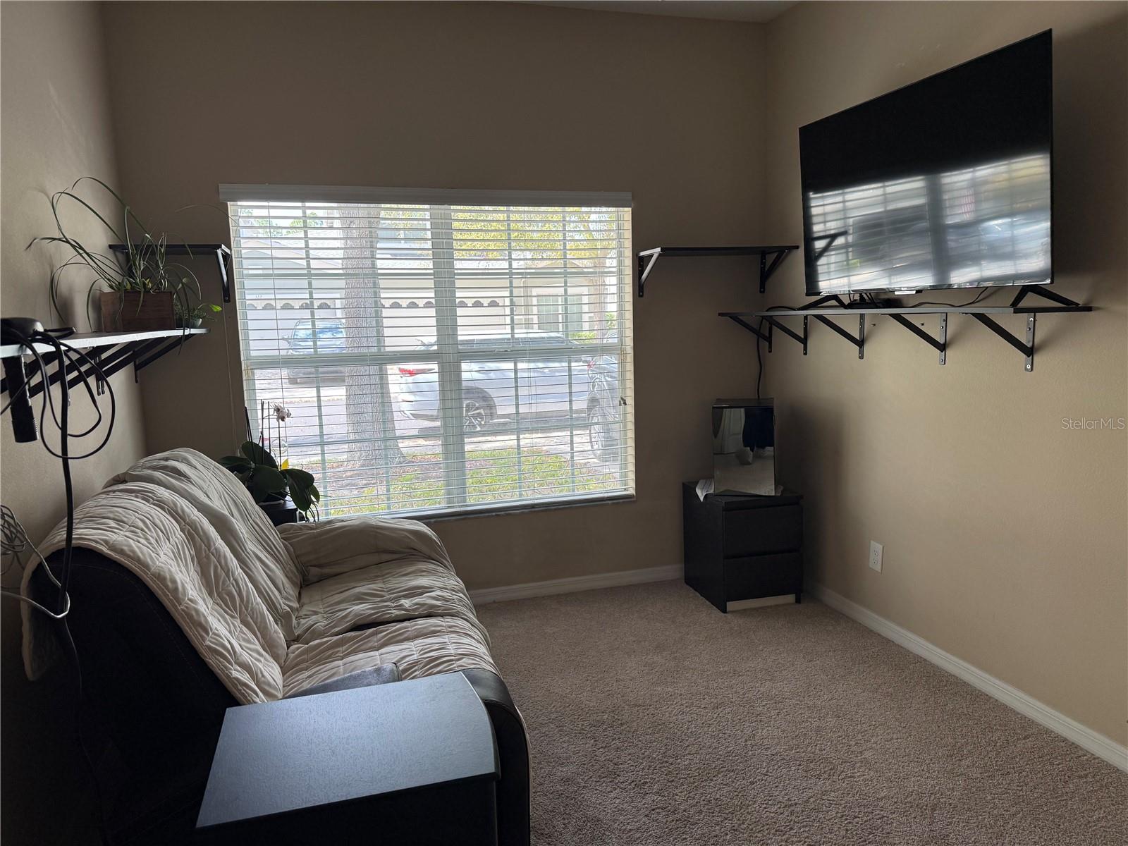 Image 21 of 34 For 321 Canyon Stone Circle