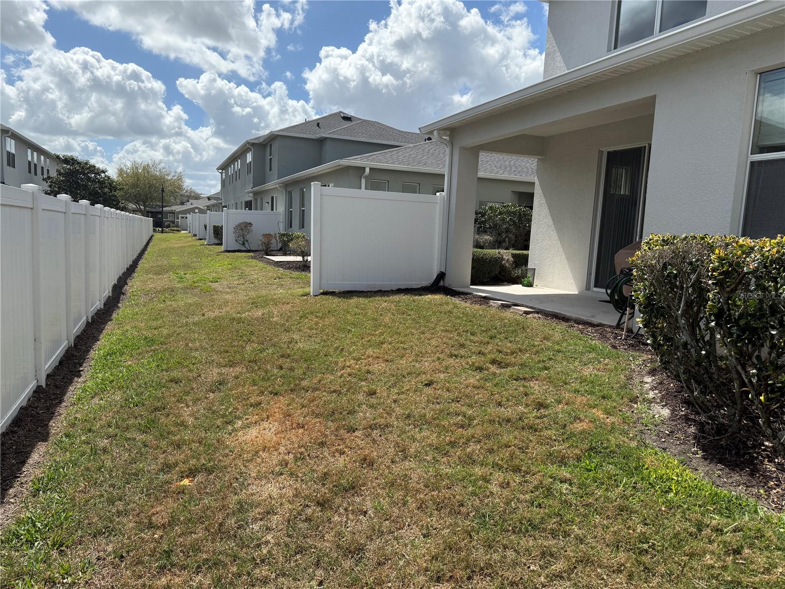 Image 25 of 34 For 321 Canyon Stone Circle