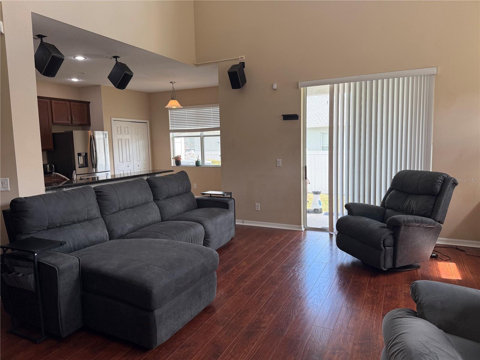 Image 5 of 34 For 321 Canyon Stone Circle