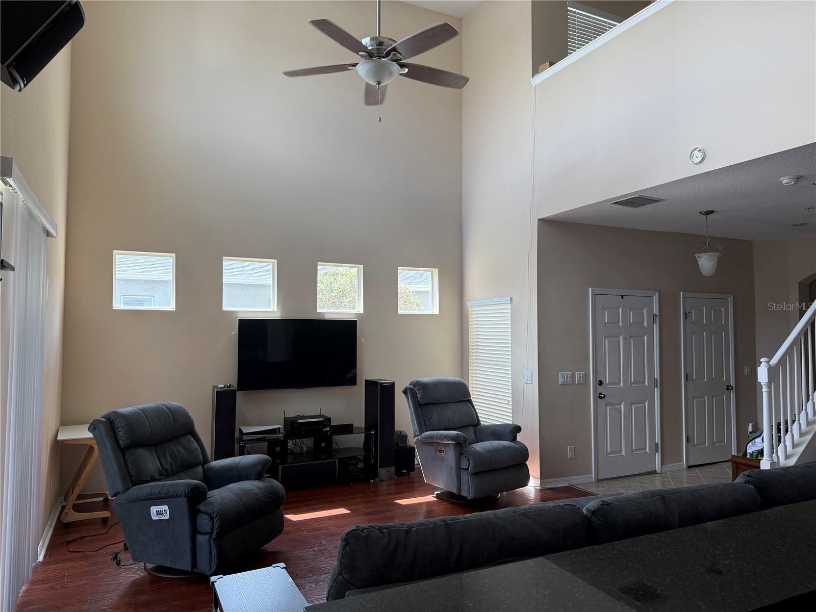 Image 7 of 34 For 321 Canyon Stone Circle